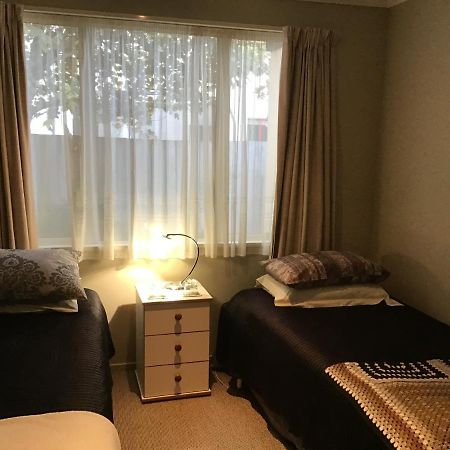 כרייסטצ'רץ' Airport Stableford B&B חדר תמונה